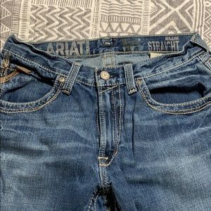 Men’s ARIAT slim straight jeans
